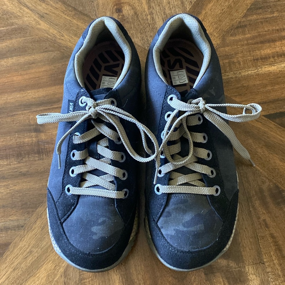 VIKTOS over beach low MC